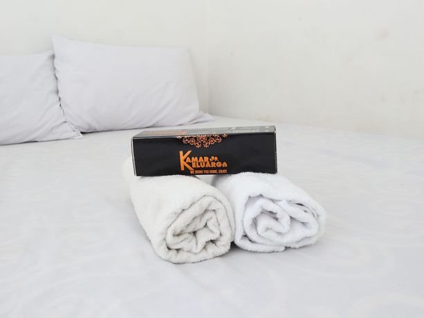 Imagen de la habitación del Hotel Kamar Keluarga Semanan Syariah. Foto 9