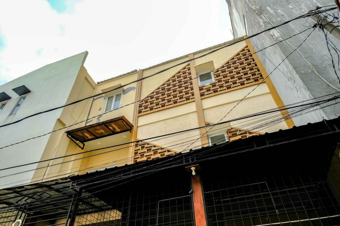 Imagen general del Hotel Kamar Keluarga Syariah Cendrawasih. Foto 16