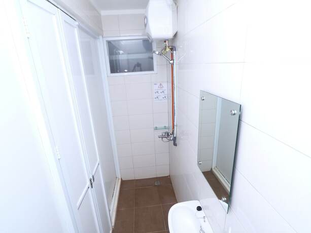 Imagen general del Hotel Kamar Keluarga Tanah Abang. Foto 3