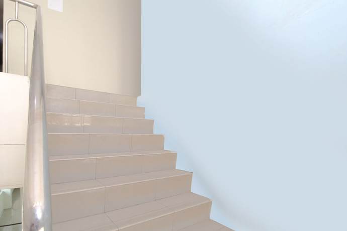 Imagen de los interiores del Hotel Kamar Keluarga Tanjung Duren II. Foto 10