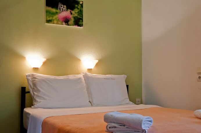 Imagen general del Hotel Kamares House Apartments and Studios. Foto 3