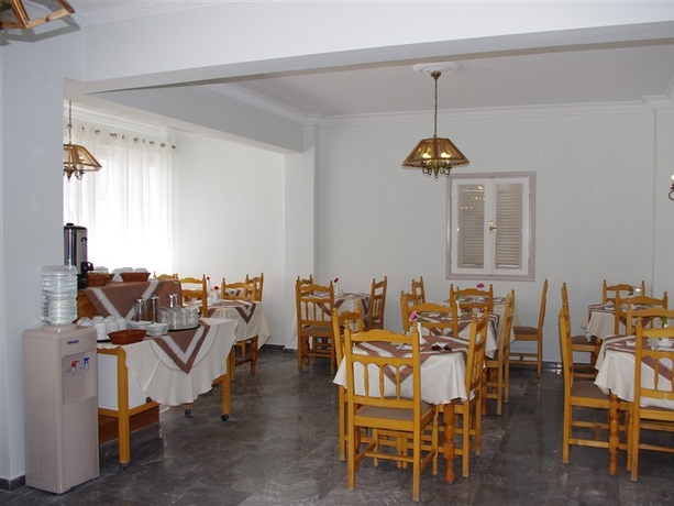 Imagen general del Hotel Kamari Blu. Foto 4