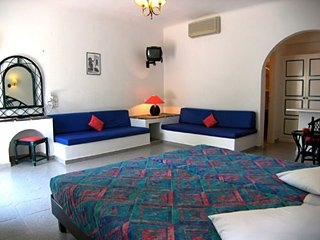 Imagen de la habitación del Hotel Kamari New Wing. Foto 4