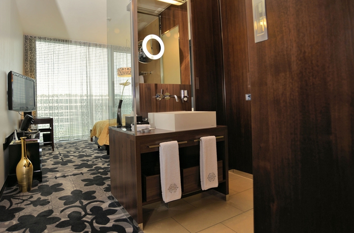Imagen de la habitación del Hotel Kameha Grand Bonn. Foto 4