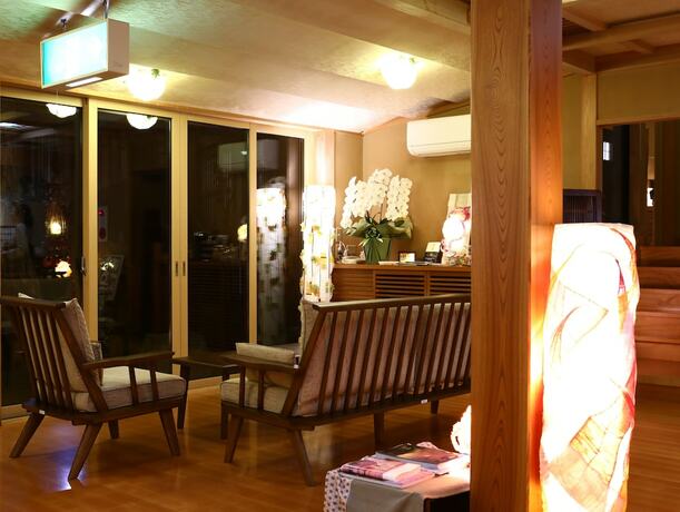 Imagen del bar/restaurante del Hotel Kamei No Yu. Foto 13