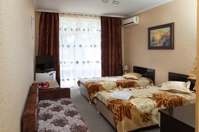 Imagen de la habitación del Hotel Kamelia. Foto 2