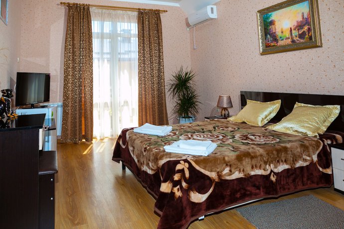 Imagen de la habitación del Hotel Kamelia. Foto 5