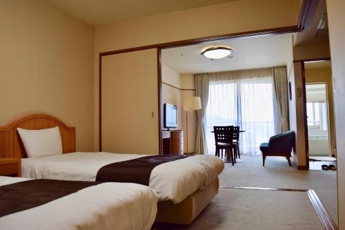 Imagen de la habitación del Hotel Kamenoi Atami. Foto 6