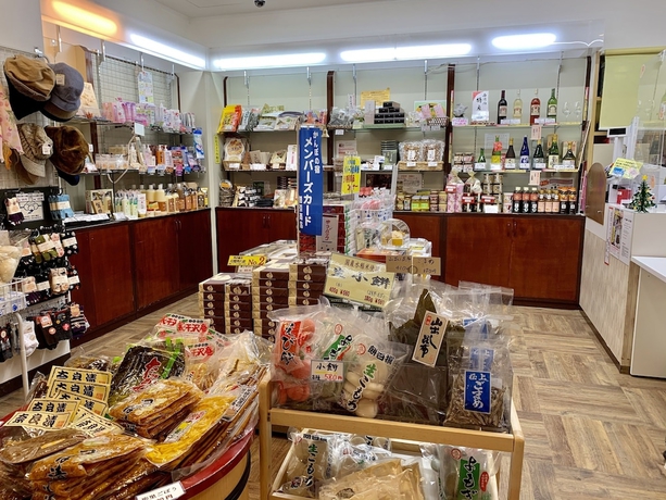 Imagen de los interiores del Hotel Kamenoi Hotel Tondabayashi. Foto 19