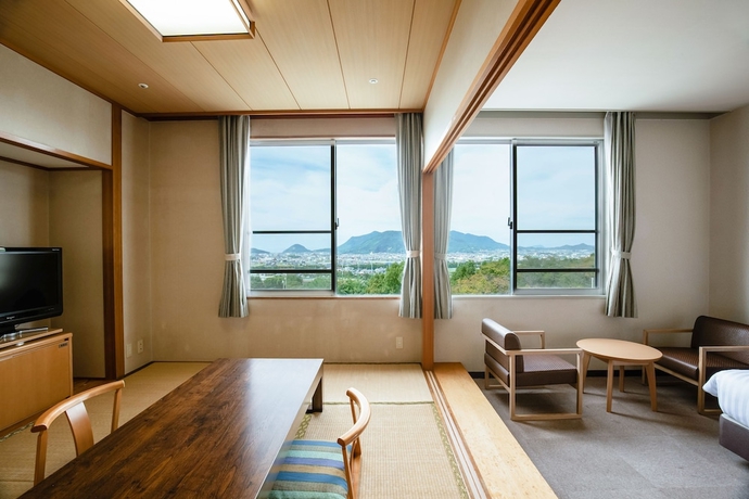 Imagen de la habitación del Hotel Kamenoi Kanonji. Foto 7