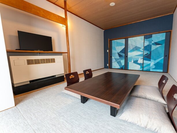 Imagen de la habitación del Hotel Kamenoi Kusatsu Yubatake. Foto 15
