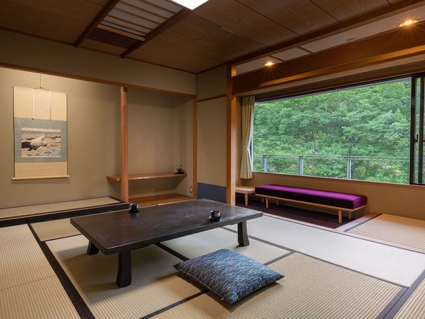 Imagen de la habitación del Hotel Kamenoi Nikko Yunishigawa. Foto 10