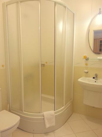 Imagen de la habitación del Hotel Kamer Exclusive and Suites. Foto 11