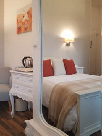 Imagen de la habitación del Hotel Kames. Foto 7
