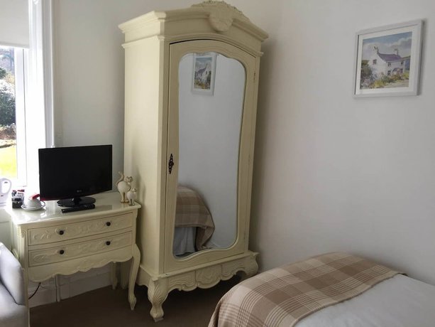 Imagen de la habitación del Hotel Kames. Foto 8