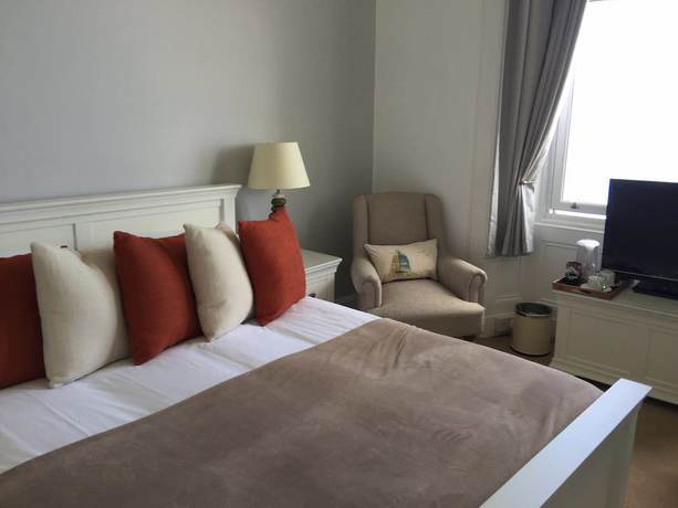 Imagen de la habitación del Hotel Kames. Foto 16