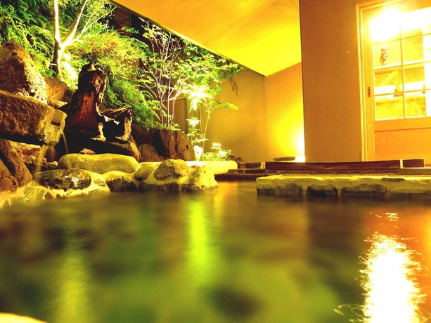 Imagen de la piscina del Hotel Kameya Ean. Foto 11