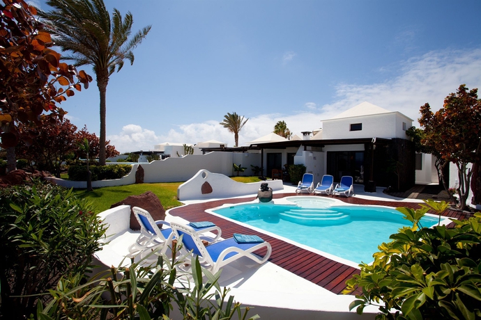 Imagen de los exteriores del Hotel Kamezí Boutique Villas. Foto 4