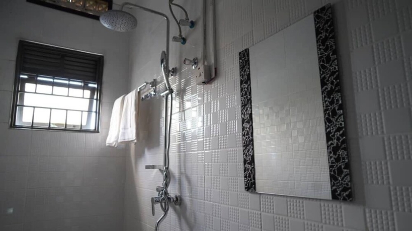 Imagen de la habitación del Hotel Kamfart Safari Lodge. Foto 16