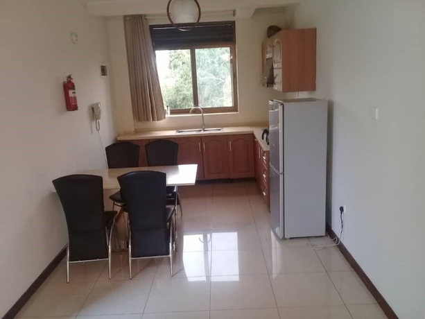 Imagen de la habitación del Hotel Kami Executive Apartments. Foto 9