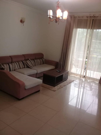 Imagen de la habitación del Hotel Kami Executive Apartments. Foto 13