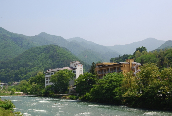 Imagen de los exteriores del Hotel Kamimokuonsen Tatsumikan. Foto 3