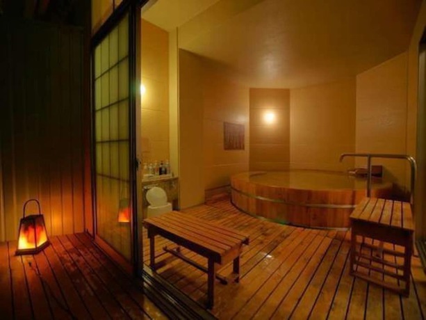 Imagen de la piscina del Hotel Kaminoyu Onsen. Foto 19