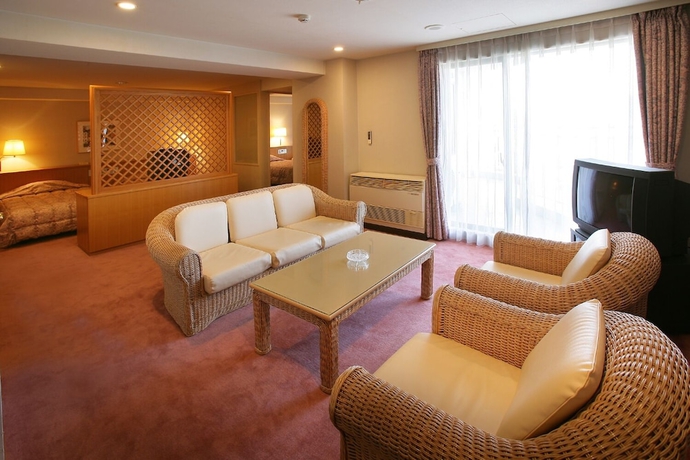 Imagen de la habitación del Hotel Kamogawa Grand Tower. Foto 6