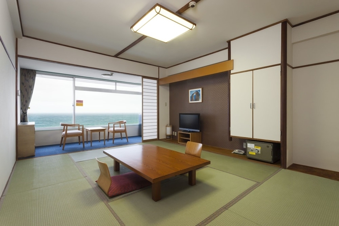 Imagen de la habitación del Hotel Kamogawa Sea World. Foto 4