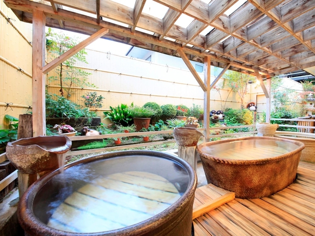 Imagen de la piscina del Hotel Kamogawaso. Foto 17
