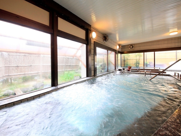 Imagen de la piscina del Hotel Kamogawaso. Foto 18