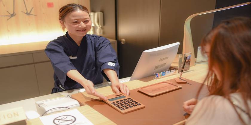 Imagen de los interiores del Hotel Kamon Namba. Foto 19