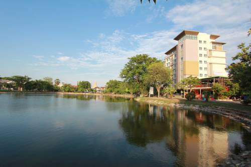 Imagen de la habitación del Hotel Kamonthara. Foto 6
