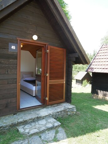 Imagen general del Hotel Kamp Korana. Foto 6