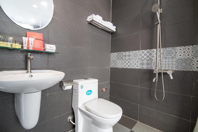 Imagen de la habitación del Hotel K&T Hotel - S&acirc;n Bay T&acirc;n Sơn Nhất. Foto 16