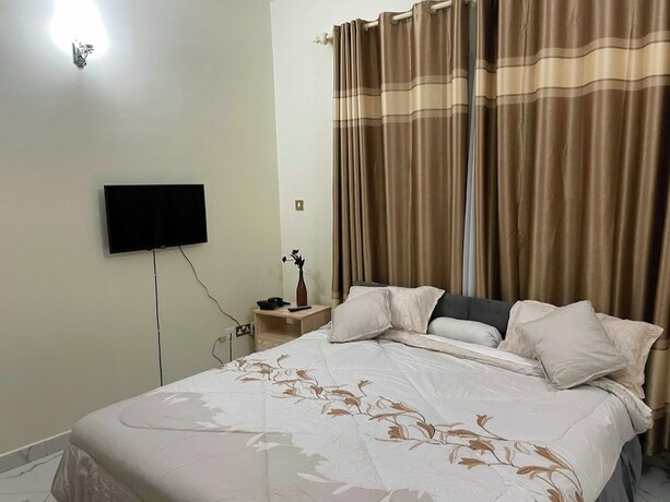 Imagen de la habitación del Hotel Kampala. Foto 18