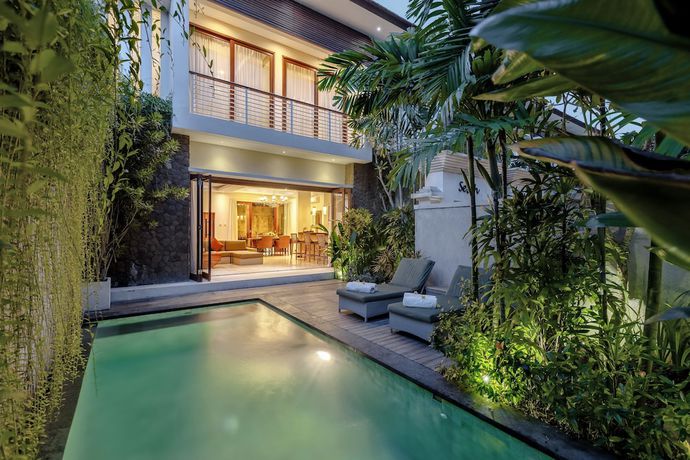 Imagen de los exteriores del Hotel Kampoeng Villa. Foto 15
