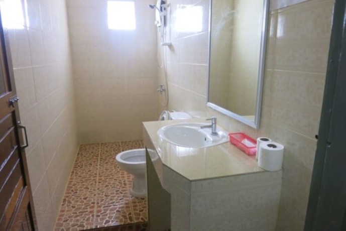 Imagen de la habitación del Hotel Kampot Guesthouse. Foto 9