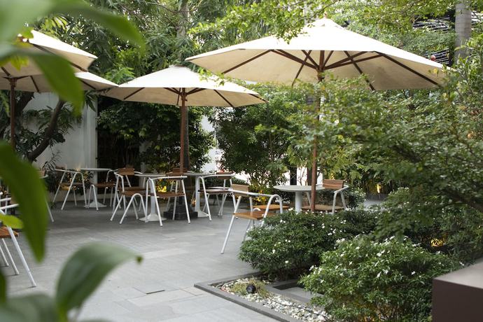 Imagen de los exteriores del Hotel Kampot RiverInn Boutique. Foto 11