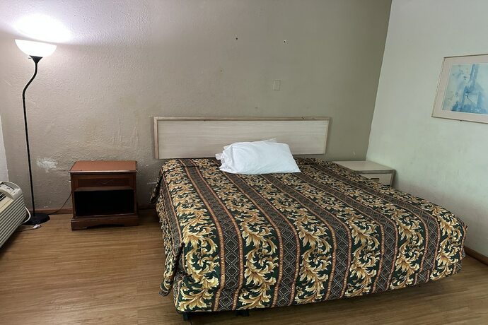 Imagen de la habitación del Hotel Kampus Inn By Oyo Gainesville - University Area. Foto 12