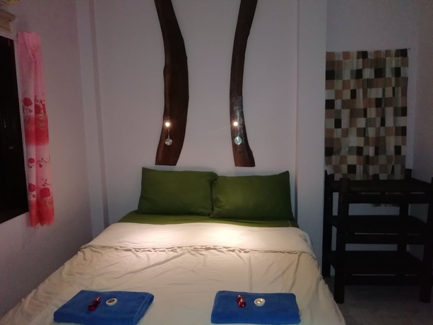Imagen de la habitación del Hotel Kamrai Resort. Foto 15