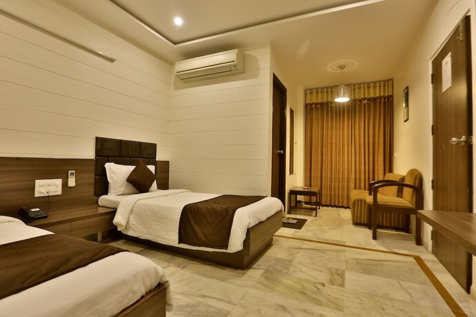Imagen general del Hotel Kamran Palace. Foto 12