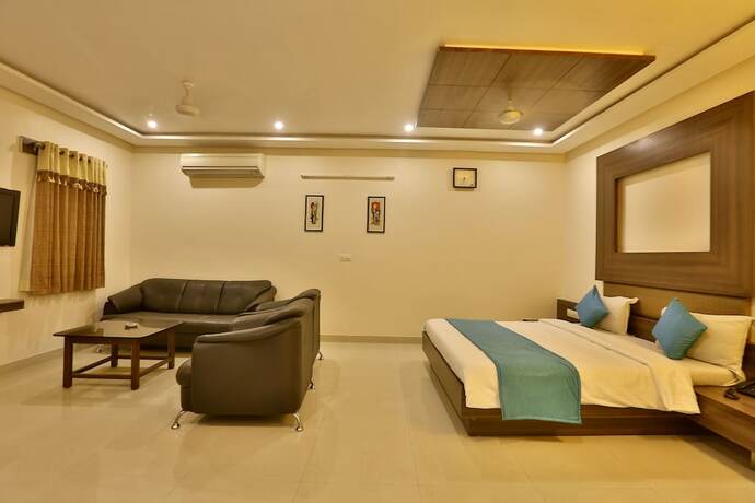 Imagen de la habitación del Hotel Kamran Palace. Foto 17