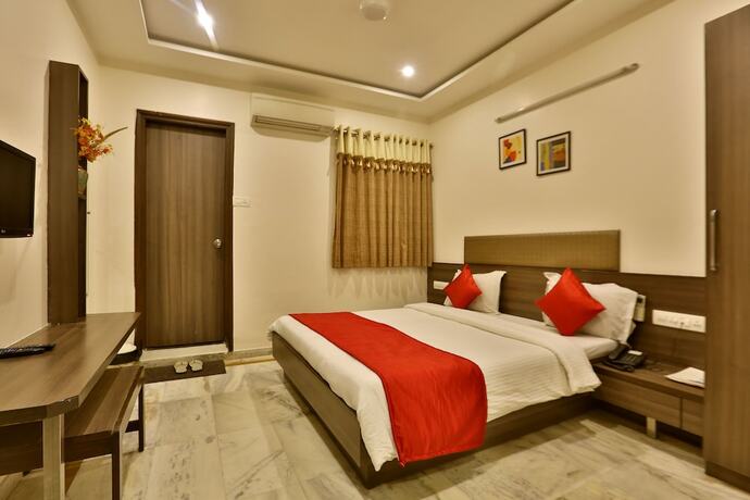 Imagen de la habitación del Hotel Kamran Palace. Foto 18