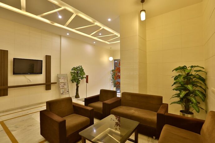 Imagen de los interiores del Hotel Kamran Palace. Foto 21