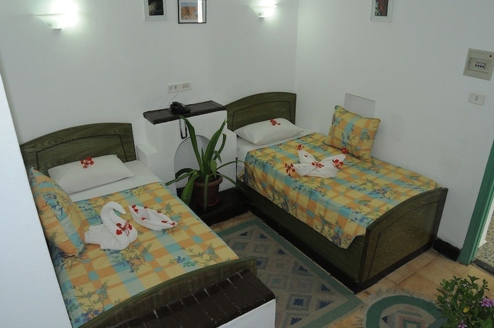 Imagen de la habitación del Hotel Kanabesh Village. Foto 7