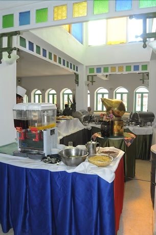 Imagen del bar/restaurante del Hotel Kanabesh Village. Foto 4