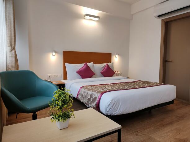 Imagen de la habitación del Hotel Kanak Beacon. Foto 17