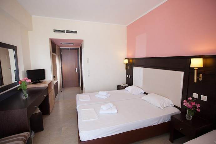 Imagen de la habitación del Hotel Kanali. Foto 6