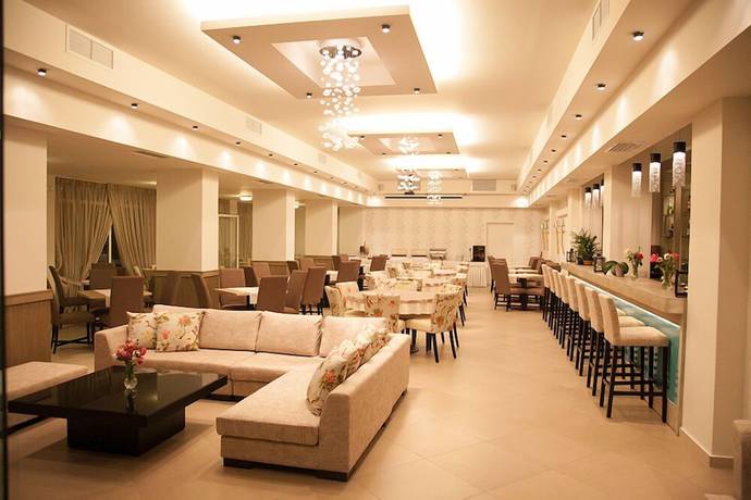 Imagen de los interiores del Hotel Kanali. Foto 14